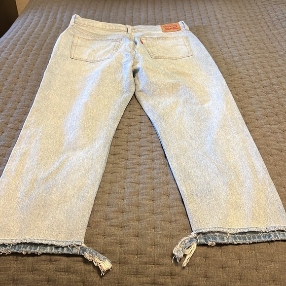 Levi’s 501 button up jeans - Picture 6 of 12